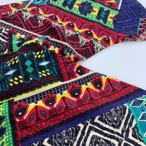 4 for $25 SALE!!!! Tribal Print Leggings - Picture 4 of 5